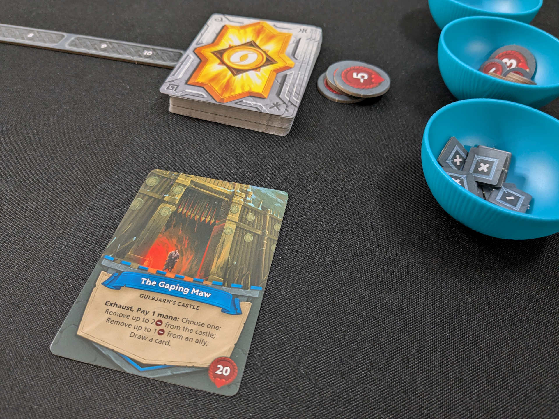 The castle and alliance deck at the start of the game.